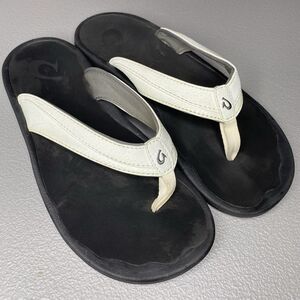 OLUKAI Leather Flip Flop Sandals Comfort Casual Womens 8 White Black Soles